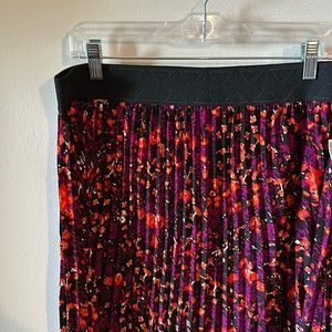 Large NWT LulaRoe Jill skirt